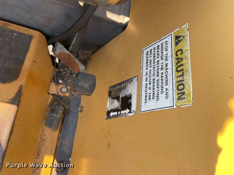 image for item NY9910 1999 Case 560  trencher