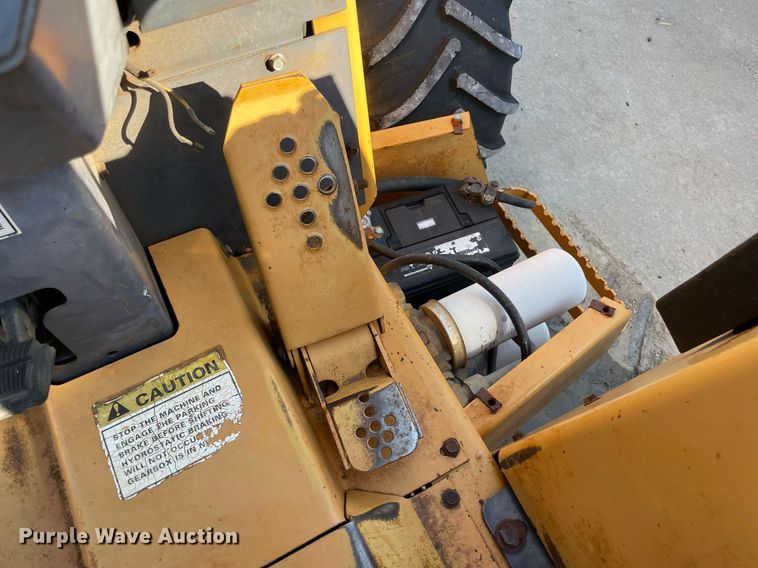 image for item NY9910 1999 Case 560  trencher