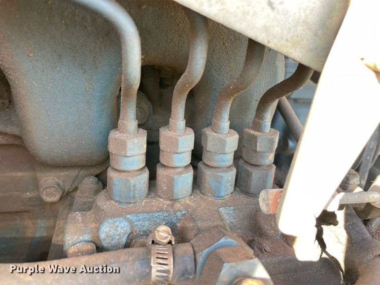 image for item NY9910 1999 Case 560  trencher