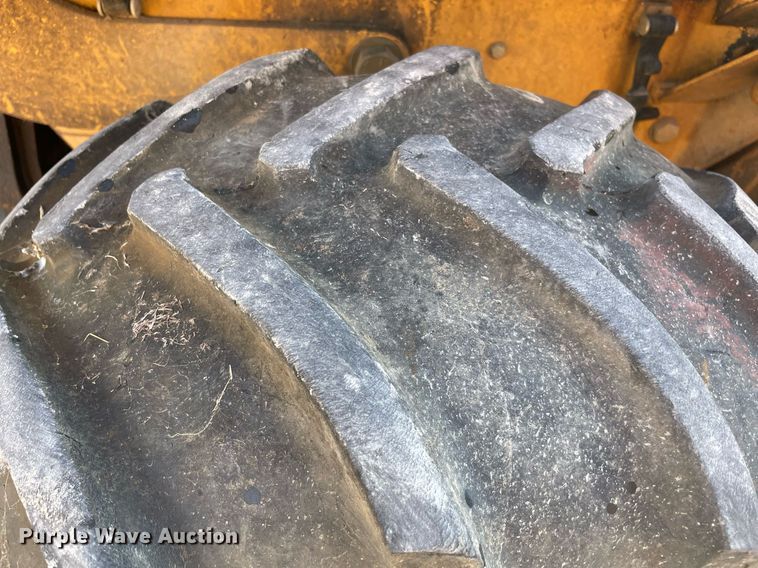 image for item NY9910 1999 Case 560  trencher