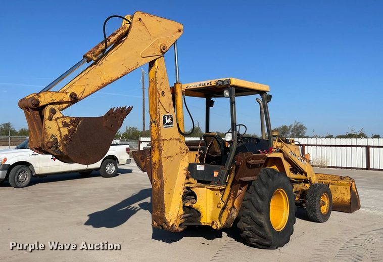 image for item NY9914 1988 John Deere 410C  backhoe