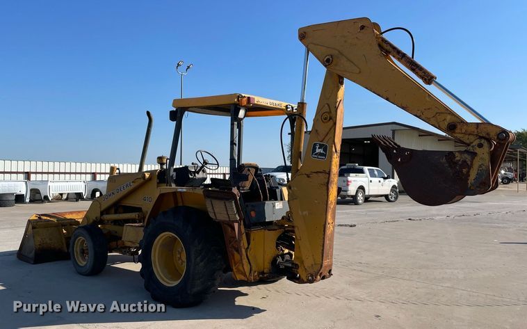 image for item NY9914 1988 John Deere 410C  backhoe