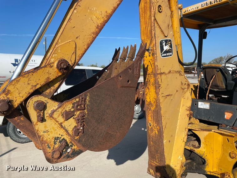 image for item NY9914 1988 John Deere 410C  backhoe