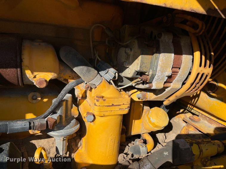 image for item NY9914 1988 John Deere 410C  backhoe