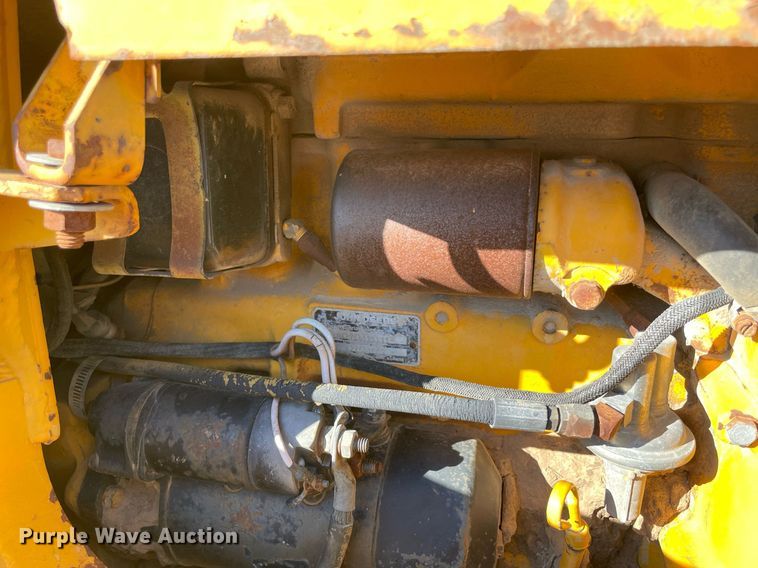 image for item NY9914 1988 John Deere 410C  backhoe