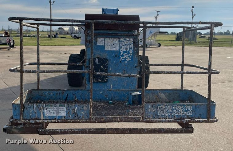 image for item NY9924 2000 Genie S-60  boom lift