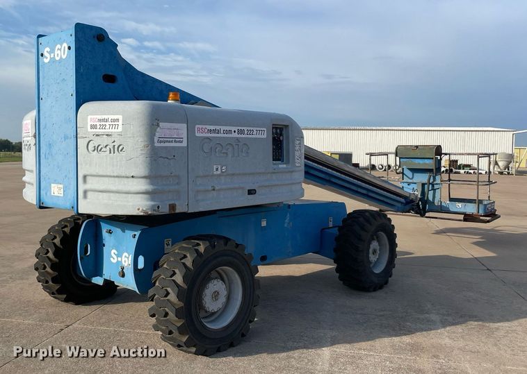 image for item NY9924 2000 Genie S-60  boom lift
