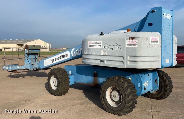 image for item NY9924 2000 Genie S-60  boom lift