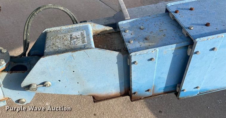 image for item NY9924 2000 Genie S-60  boom lift