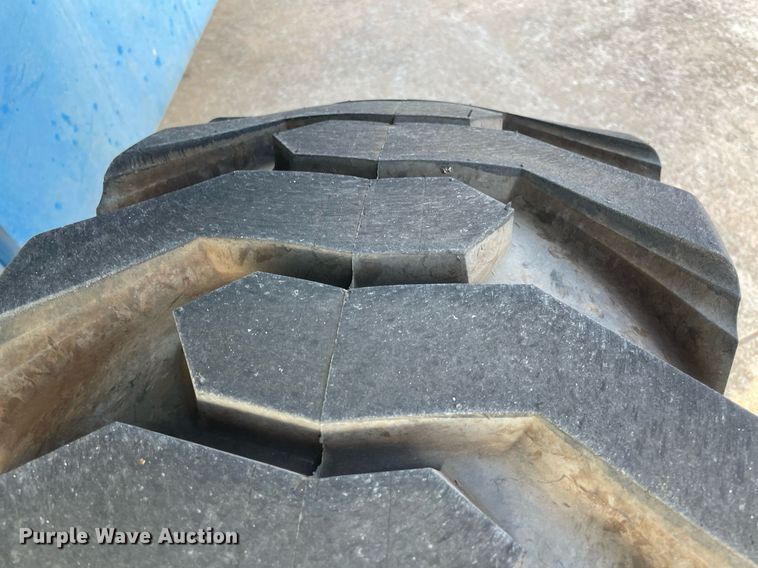 image for item NY9924 2000 Genie S-60  boom lift