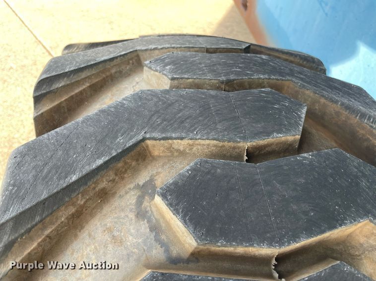 image for item NY9924 2000 Genie S-60  boom lift