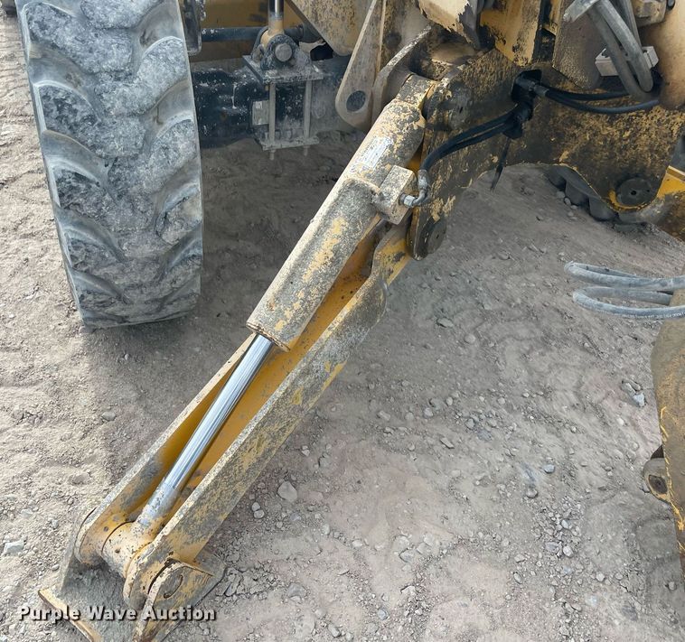 image for item NY9930 2008 Gehl DL11L55  telehandler