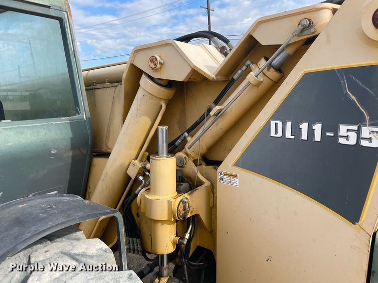 image for item NY9930 2008 Gehl DL11L55  telehandler