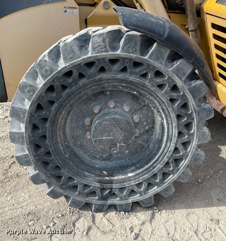 image for item NY9930 2008 Gehl DL11L55  telehandler