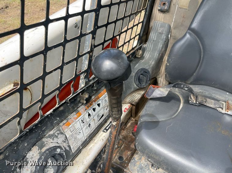 image for item NY9932 2007 Bobcat T250  tracked skid steer loader