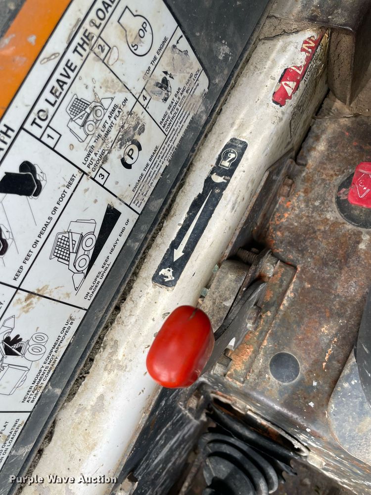 image for item NY9932 2007 Bobcat T250  tracked skid steer loader