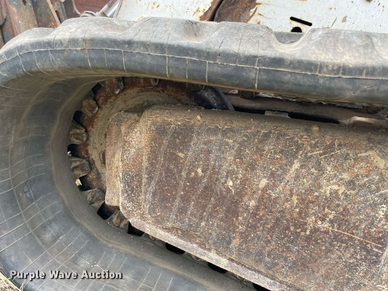 image for item NY9932 2007 Bobcat T250  tracked skid steer loader