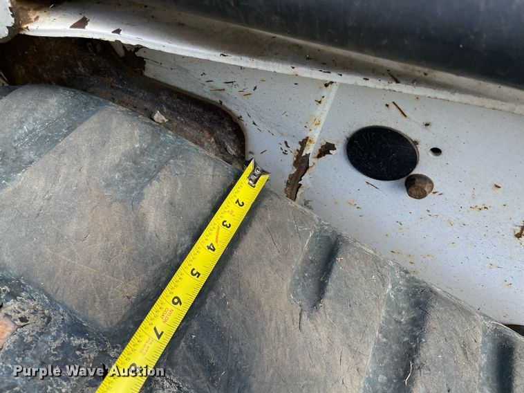 image for item NY9932 2007 Bobcat T250  tracked skid steer loader