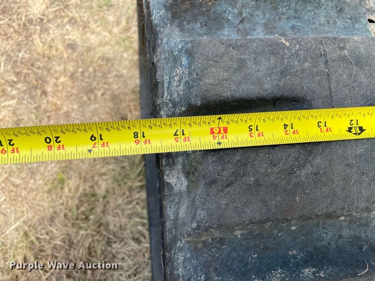 image for item NY9932 2007 Bobcat T250  tracked skid steer loader