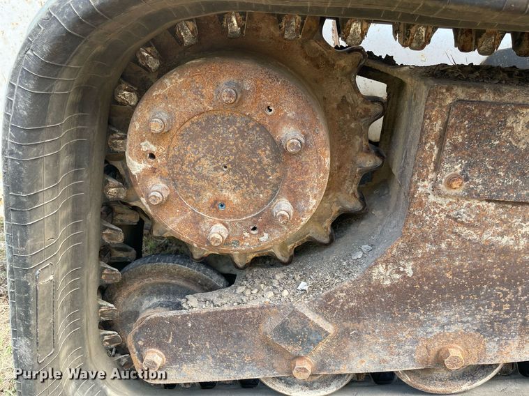 image for item NY9932 2007 Bobcat T250  tracked skid steer loader