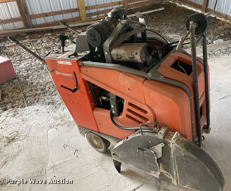 image for item NY9936 2013 Husqvarna  FS4800D concrete saw
