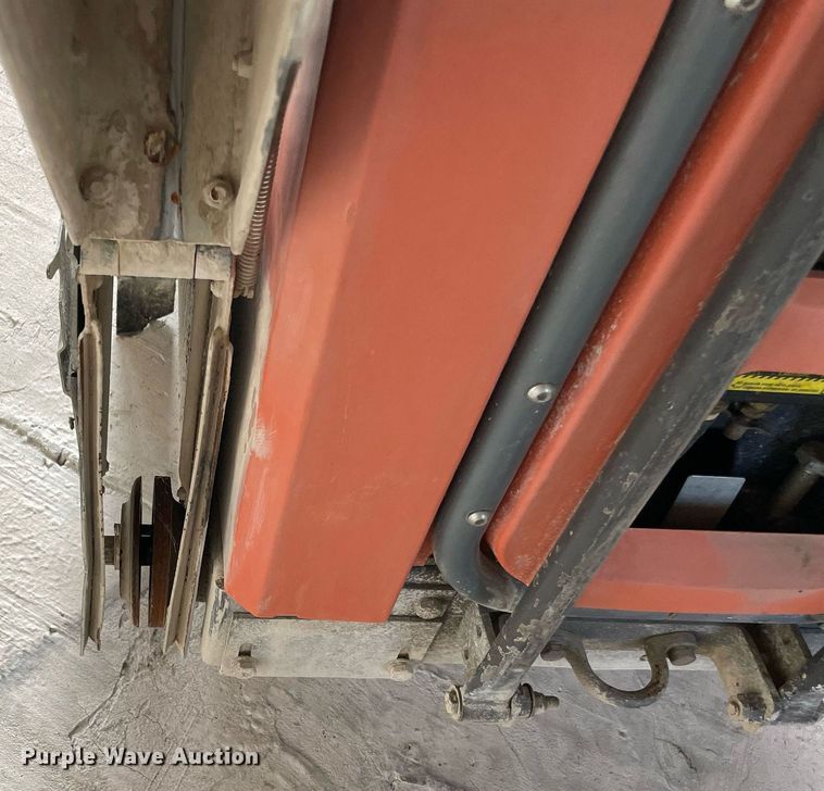 image for item NY9936 2013 Husqvarna  FS4800D concrete saw