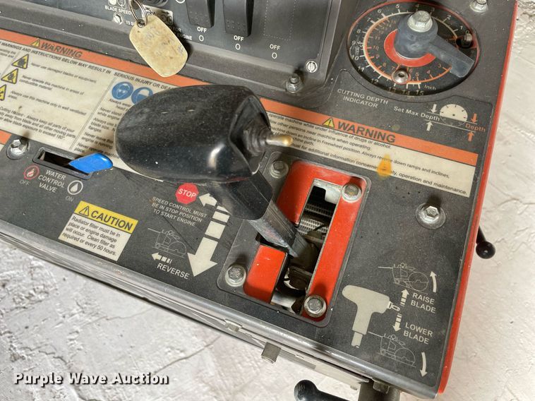 image for item NY9936 2013 Husqvarna  FS4800D concrete saw