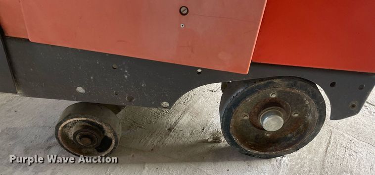 image for item NY9936 2013 Husqvarna  FS4800D concrete saw