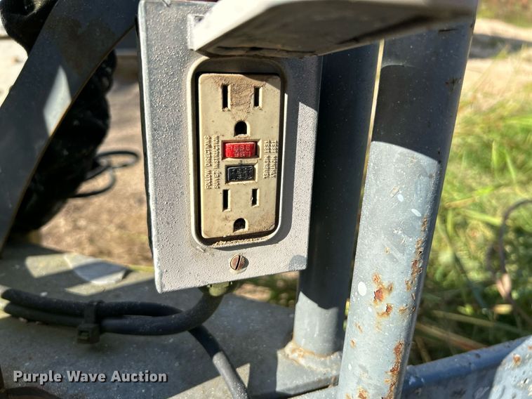 image for item NZ9032 2002 Terex TB42  boom lift