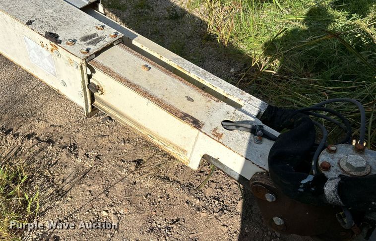 image for item NZ9032 2002 Terex TB42  boom lift