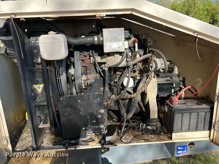 image for item NZ9032 2002 Terex TB42  boom lift