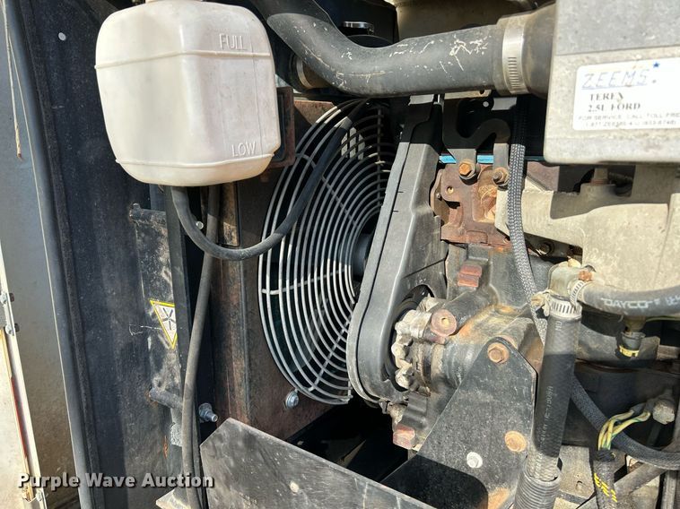 image for item NZ9032 2002 Terex TB42  boom lift