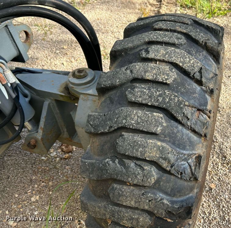 image for item NZ9032 2002 Terex TB42  boom lift