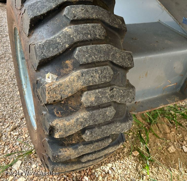 image for item NZ9032 2002 Terex TB42  boom lift