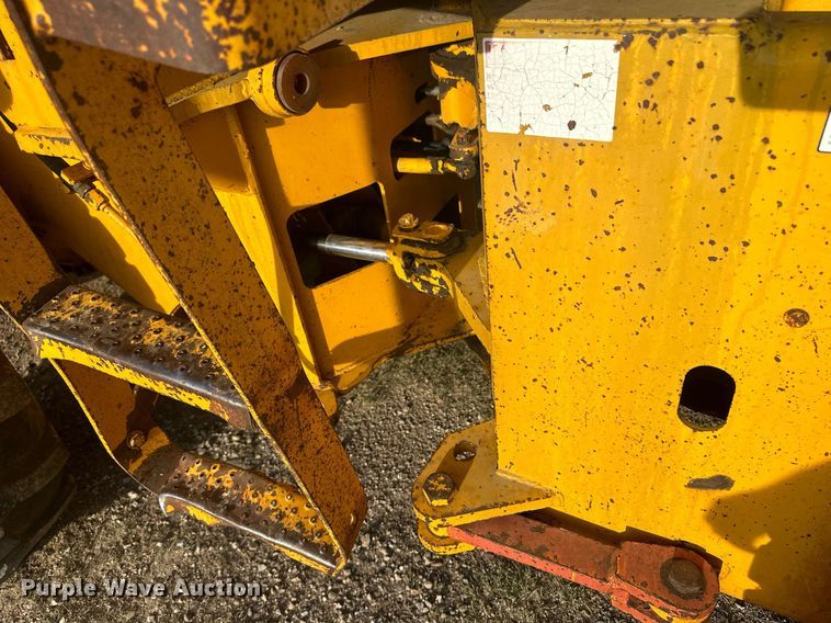 image for item OC9526 International 510  wheel loader