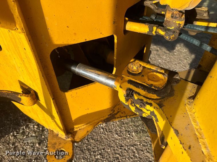 image for item OC9526 International 510  wheel loader