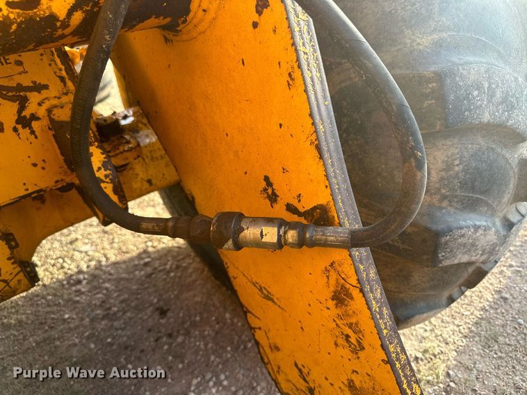 image for item OC9526 International 510  wheel loader