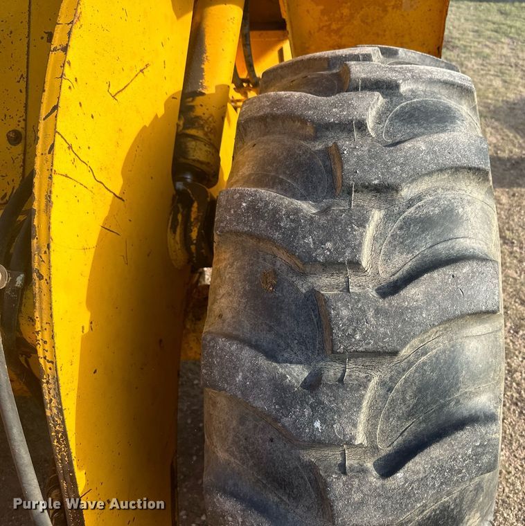 image for item OC9526 International 510  wheel loader