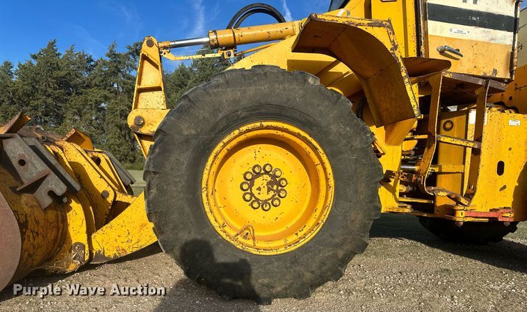 image for item OC9526 International 510  wheel loader
