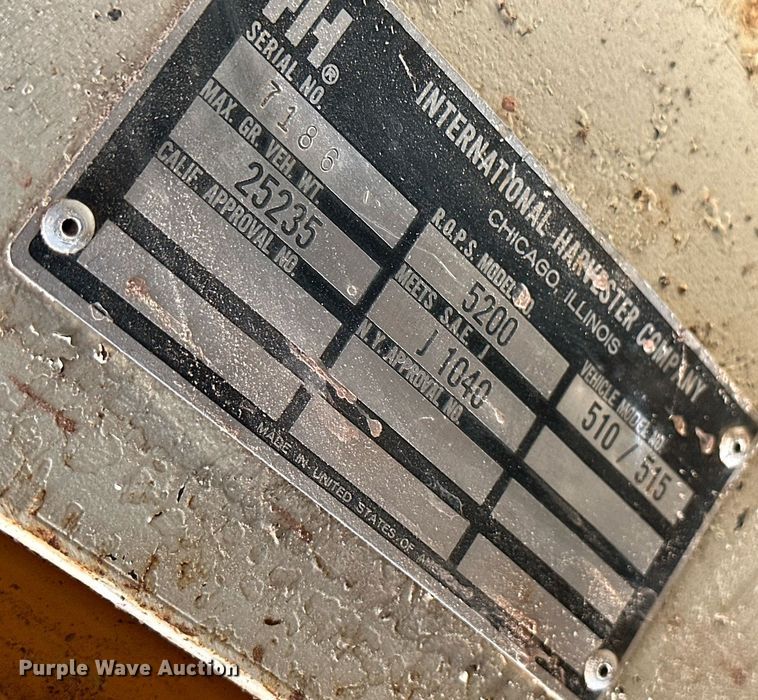 image for item OC9526 International 510  wheel loader