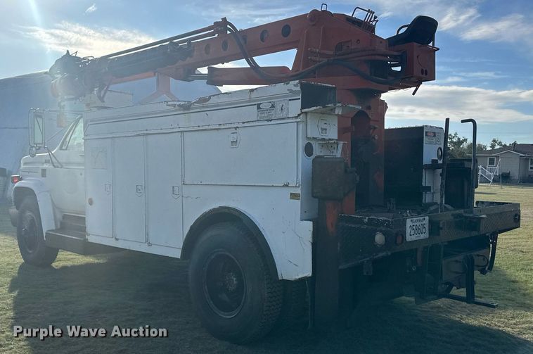 image for item OC9529 1977 Chevrolet C65  digger derrick truck