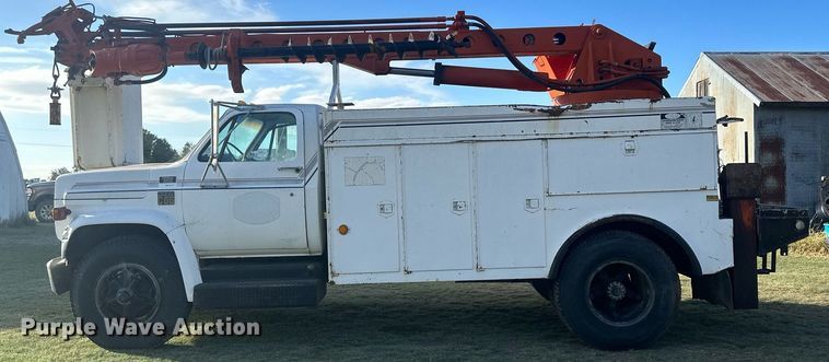 image for item OC9529 1977 Chevrolet C65  digger derrick truck