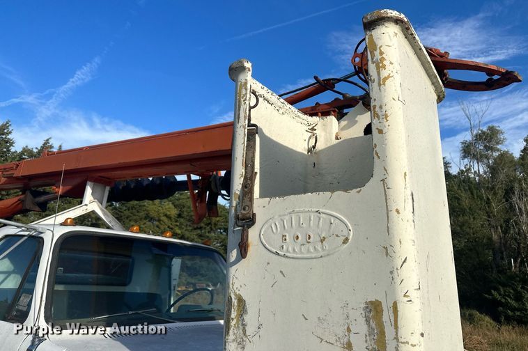 image for item OC9529 1977 Chevrolet C65  digger derrick truck