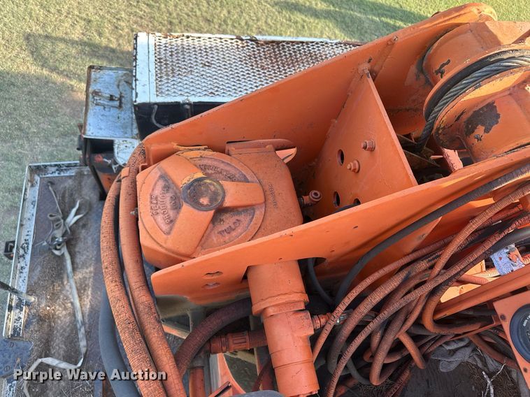 image for item OC9529 1977 Chevrolet C65  digger derrick truck