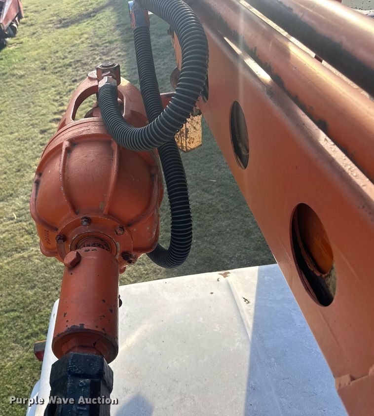 image for item OC9529 1977 Chevrolet C65  digger derrick truck