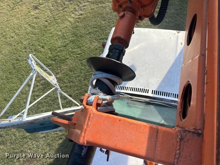 image for item OC9529 1977 Chevrolet C65  digger derrick truck