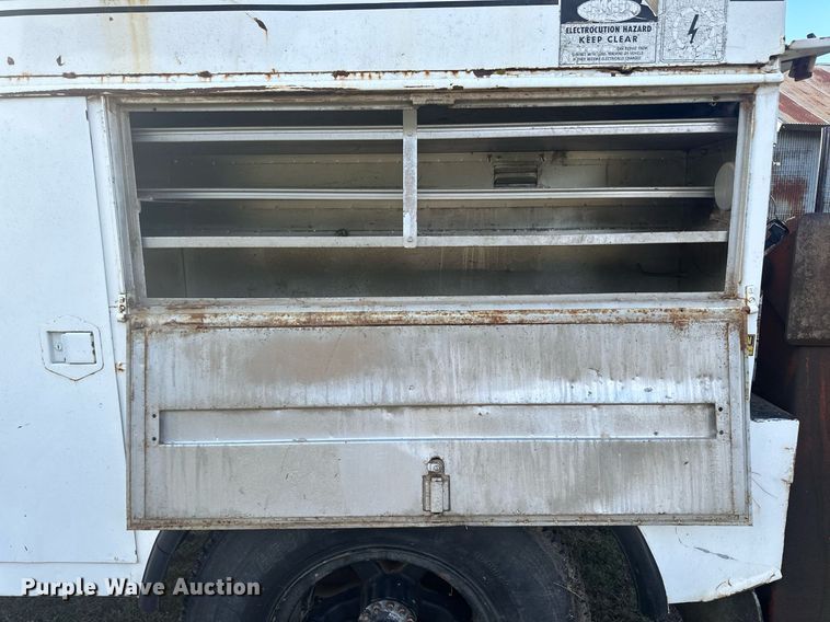 image for item OC9529 1977 Chevrolet C65  digger derrick truck