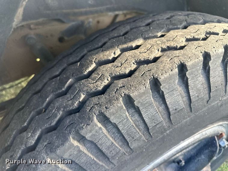 image for item OC9529 1977 Chevrolet C65  digger derrick truck