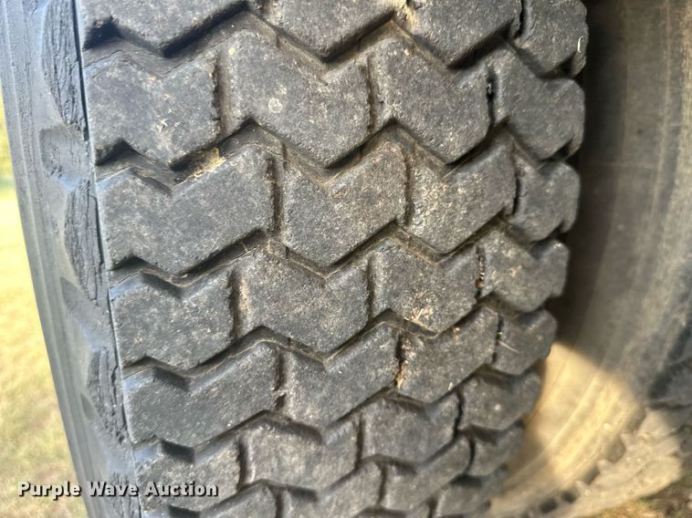 image for item OC9529 1977 Chevrolet C65  digger derrick truck