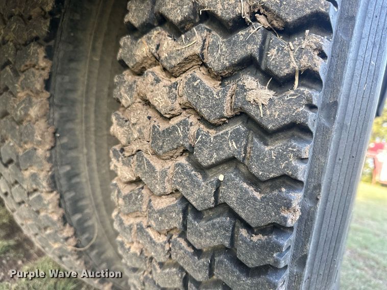 image for item OC9529 1977 Chevrolet C65  digger derrick truck